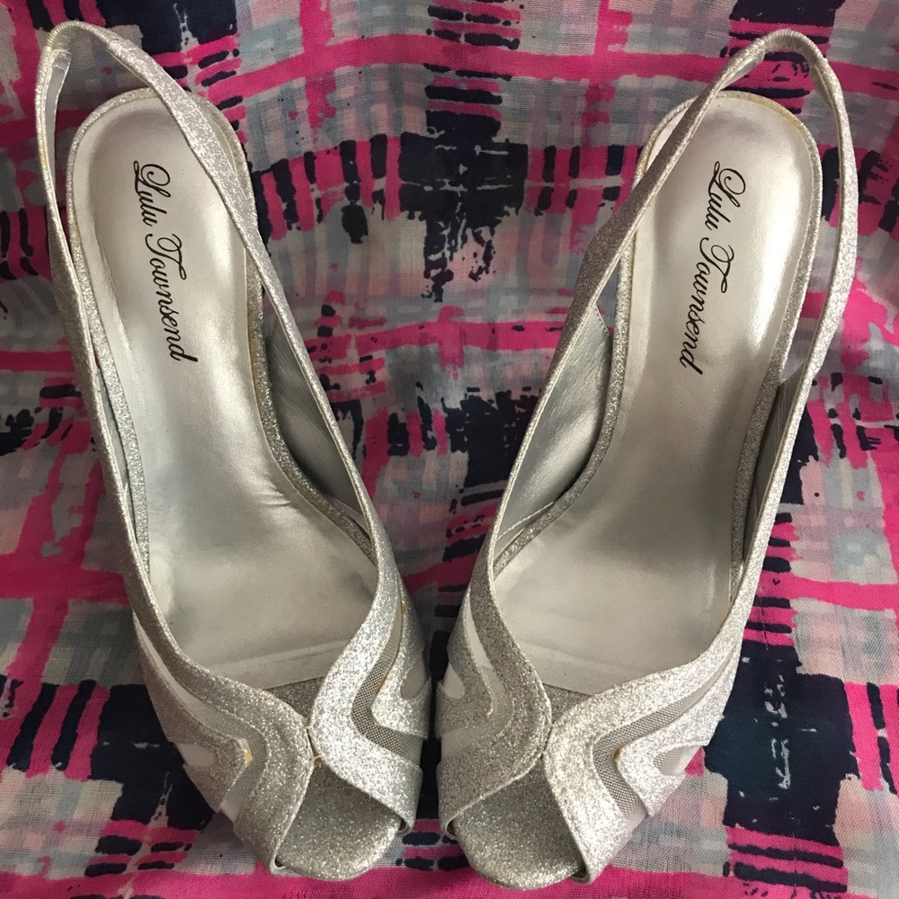 Lulu Townsend - Silver slingback